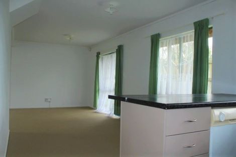 Photo of property in 71a Barrack Road, Mount Wellington, Auckland, 1060