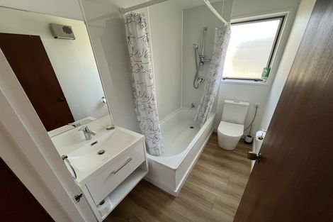 Photo of property in 4/8 Peer Street, Upper Riccarton, Christchurch, 8041