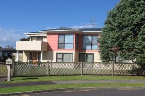 Photo of property in 5 Raupapa Street, Northcote, Auckland, 0627