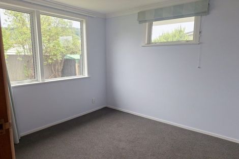 Photo of property in 15 Matuku Street, Heretaunga, Upper Hutt, 5018