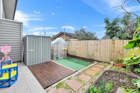 Photo of property in 10/45a Swanson Road, Henderson, Auckland, 0610