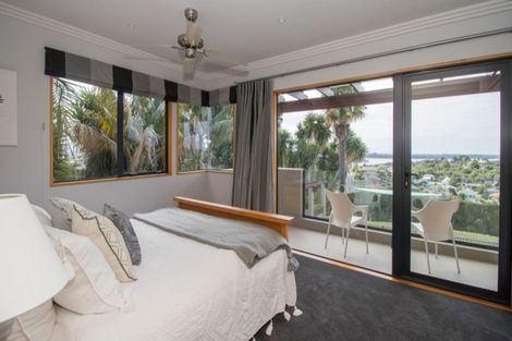 Photo of property in 300 Waitaha Road, Welcome Bay, Tauranga, 3112