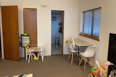 Photo of property in Hobson Court Flats, 86/70 Hobson Street, Thorndon, Wellington, 6011