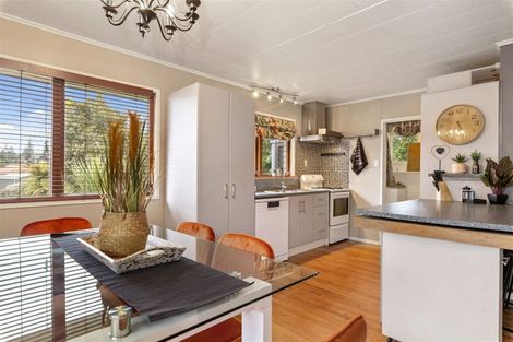 Photo of property in 16 Wallingford Place, Hillcrest, Rotorua, 3015