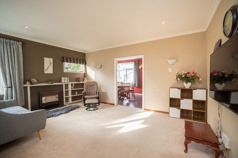 Photo of property in 11 Franklin Avenue, Hokowhitu, Palmerston North, 4410