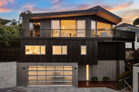 Photo of property in 61a Churchill Road, Murrays Bay, Auckland, 0630