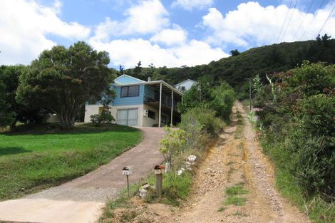 Photo of property in 17 Erua Road, Ostend, Waiheke Island, 1081