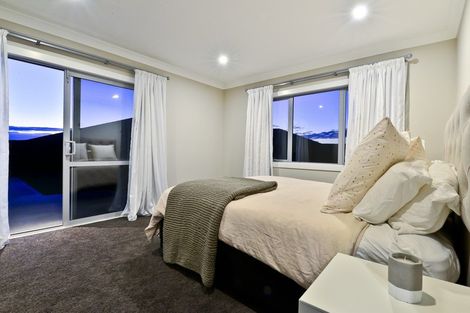 Photo of property in 15 Miranda Place, Flagstaff, Hamilton, 3210