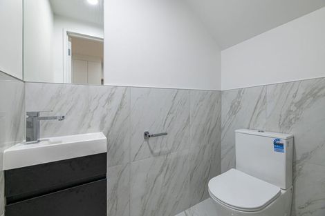 Photo of property in 5/29 Tudor Road, Henderson, Auckland, 0610