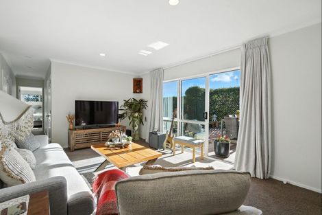 Photo of property in 48 Panckhurst Drive, Woodend, 7610