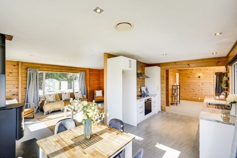 Photo of property in 704 Taihape Road, Pukehamoamoa, Hastings, 4179