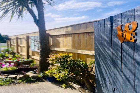 Photo of property in 18a Ngaio Road, Waikanae, 5036