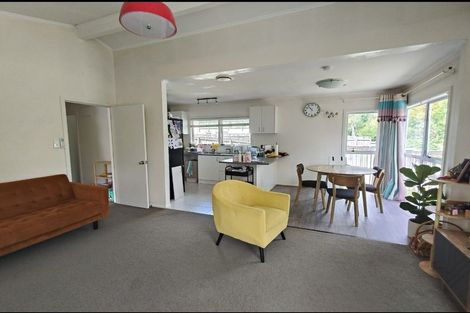 Photo of property in 25 Universal Drive, Henderson, Auckland, 0610
