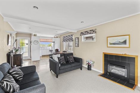 Photo of property in 230 Frankley Road, Frankleigh Park, New Plymouth, 4310