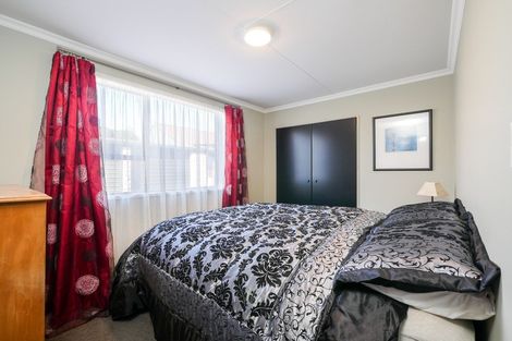 Photo of property in 3a Cashel Street, South Dunedin, Dunedin, 9012