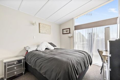 Photo of property in 102 Old Onerahi Road, Onerahi, Whangarei, 0110