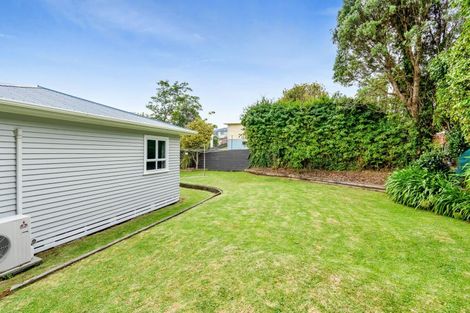 Photo of property in 66 Huatoki Street, Vogeltown, New Plymouth, 4310