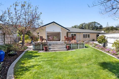 Photo of property in 28 Manuka Street, Stokes Valley, Lower Hutt, 5019