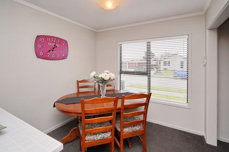 Photo of property in 4 Burnridge Place, Belfast, Christchurch, 8051