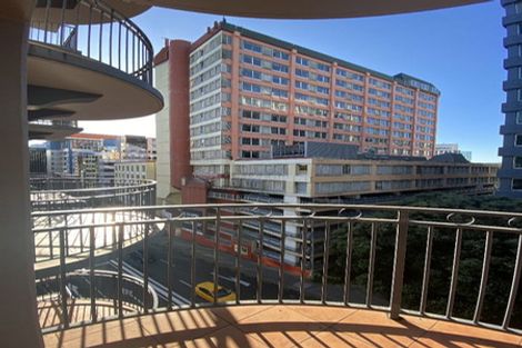 Photo of property in Atrium Towers, 5c/154 The Terrace, Wellington Central, Wellington, 6011