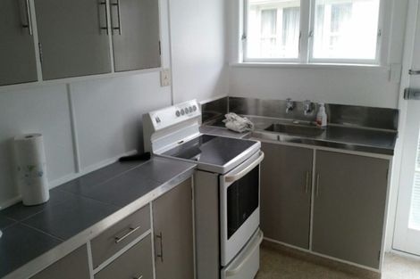 Photo of property in 1/6 Moeraki Road, Maoribank, Upper Hutt, 5018