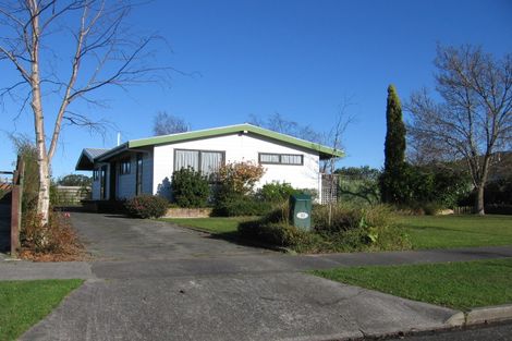 Photo of property in 35 Moyne Avenue, Milson, Palmerston North, 4414