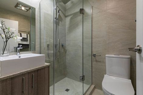 Photo of property in 19 Korokio Lane, Henderson, Auckland, 0612