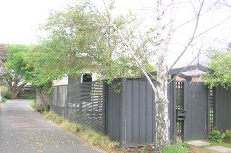 Photo of property in 15 Hinewa Road, Otumoetai, Tauranga, 3110