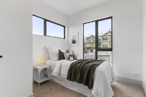 Photo of property in 44 Taukahiwi Road, Pukekohe, 2120