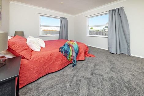 Photo of property in 59 Ferguson Street, Manurewa East, Auckland, 2102