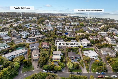Photo of property in 21 Parr Terrace, Castor Bay, Auckland, 0620
