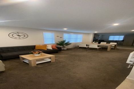 Photo of property in 15 Saddleback Crescent, Papakura, 2110