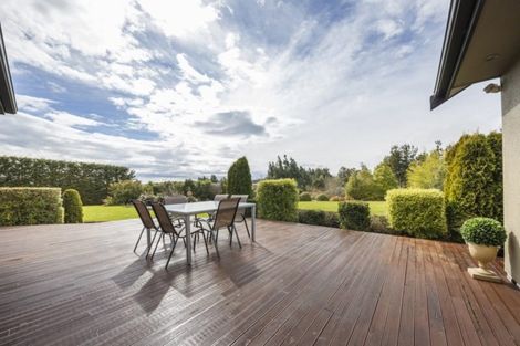 Photo of property in 15 Dobsons Lane, Kelvin Grove, Palmerston North, 4470