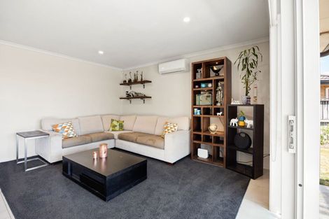 Photo of property in 10 Shirley Place, Huntington, Hamilton, 3210