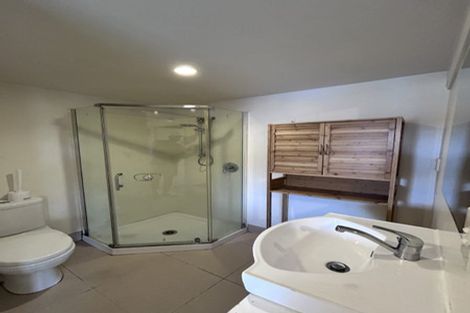 Photo of property in 13 Gosford Drive, Botany Downs, Auckland, 2010