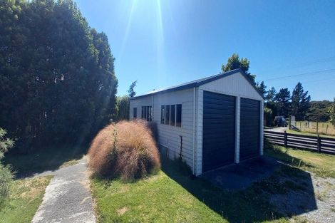 Photo of property in 33 Clifden Highway, Tuatapere, 9620