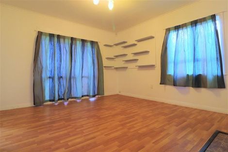 Photo of property in 320 Mount Albert Road, Mount Roskill, Auckland, 1041