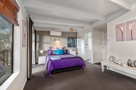 Photo of property in 29 Glencoe Road, Browns Bay, Auckland, 0630