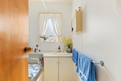 Photo of property in 31 Wrantage Street, Westown, New Plymouth, 4310