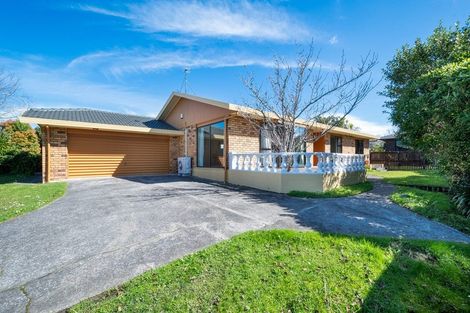 Photo of property in 17 Palomino Drive, Henderson, Auckland, 0612