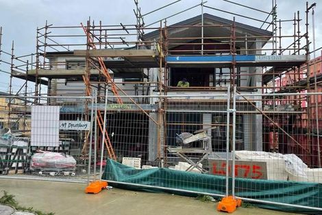 Photo of property in 49 Drumbuoy Drive, Flat Bush, Auckland, 2019