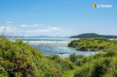 Photo of property in 111 Moturata Road, Taieri Beach, Taieri Mouth, 9091