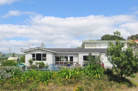 Photo of property in 74 Shaw Road, Waihi Beach, 3611