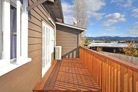 Photo of property in 47 View Road, Henderson, Auckland, 0612