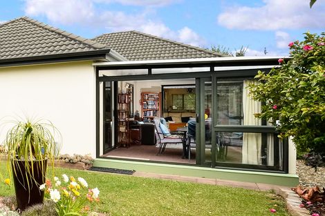 Photo of property in 6 Espalier Drive, Henderson, Auckland, 0612