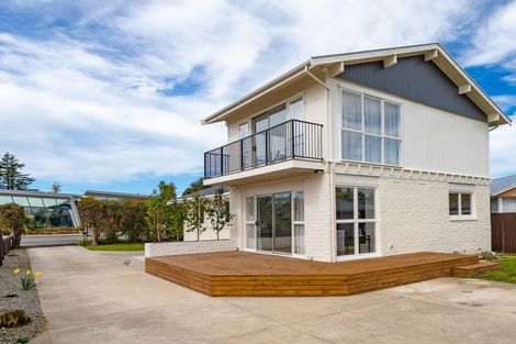 Photo of property in 374 Halswell Road, Halswell, Christchurch, 8025