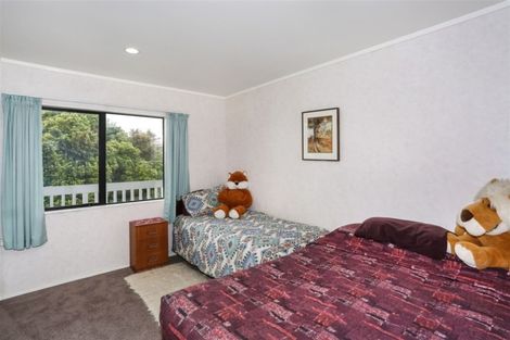Photo of property in 150 Kaipara Road, Papakura, 2582