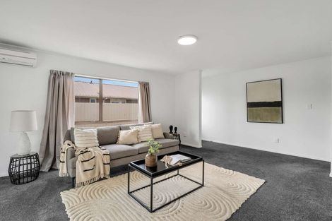 Photo of property in 6/451 Main South Road, Hornby, Christchurch, 8042