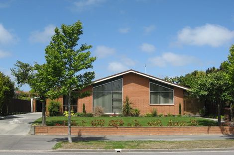 Photo of property in 61 Karnak Crescent, Russley, Christchurch, 8042