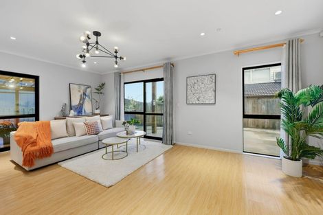 Photo of property in 45a Bradbury Road, Botany Downs, Auckland, 2010